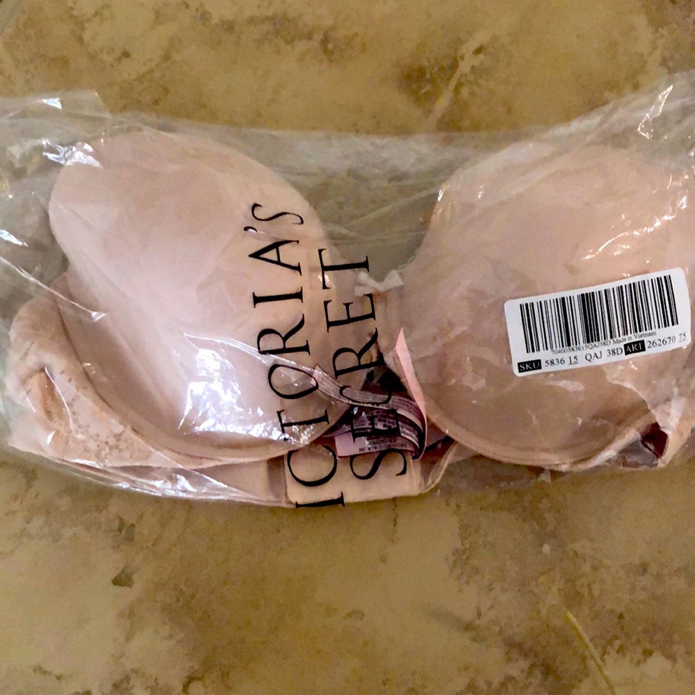Vitoria`s Secret Bra